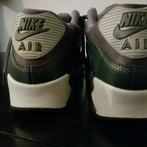Nike Air Max's size 6 NEW